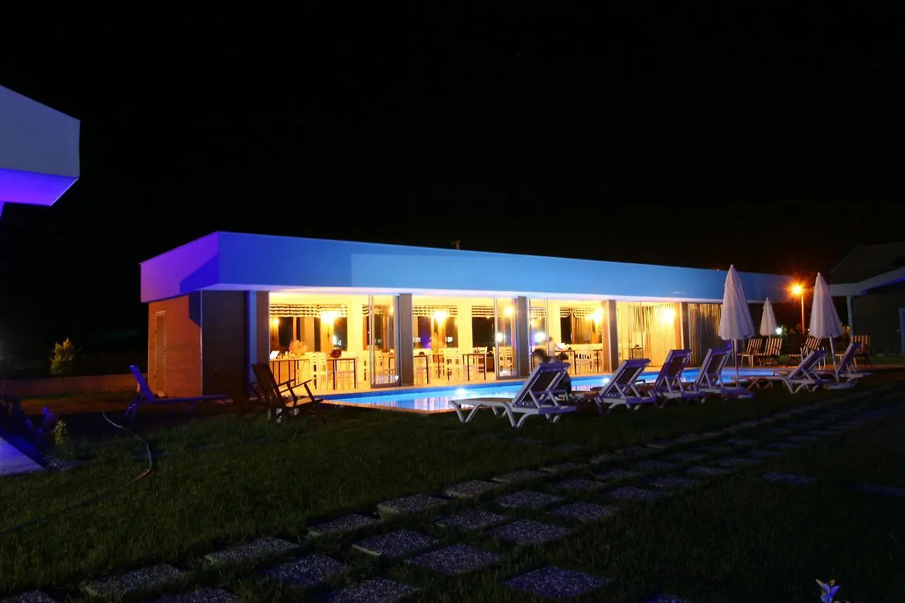 La Vida Otel Urla 3*,