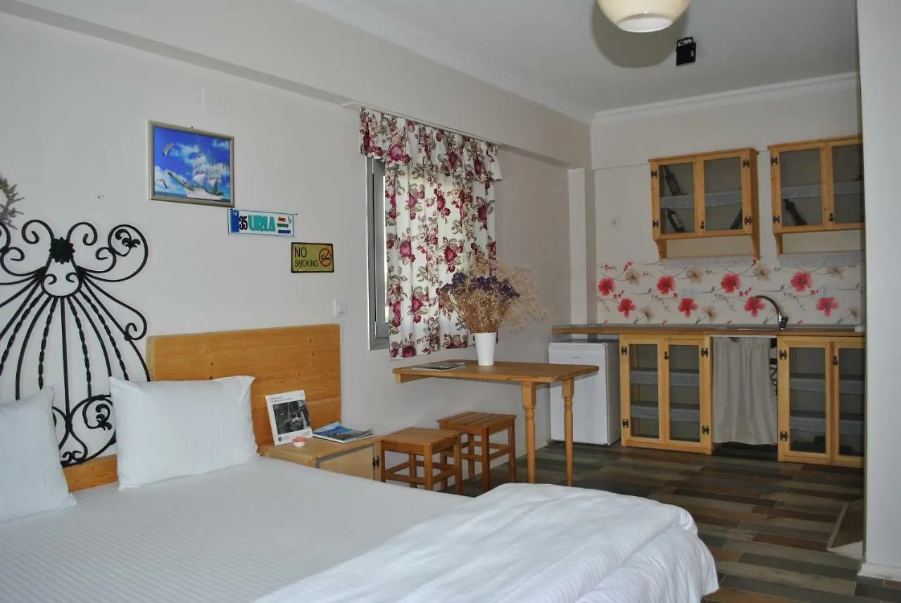 Aparthotel La Vida Otel Urla